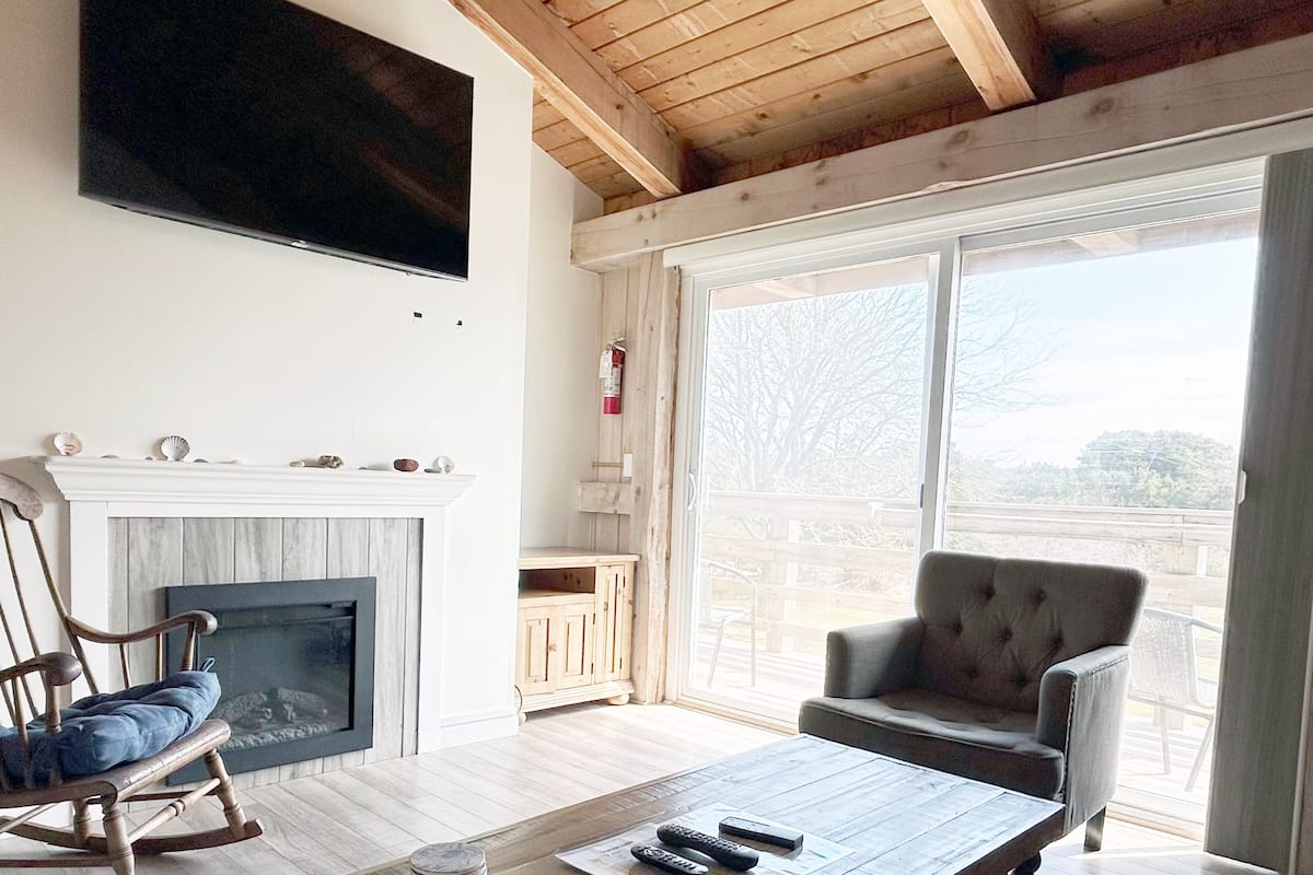 Maison en rangée | Espace de travail pour ordinateurs portables, accès au Wi-Fi (inclus)