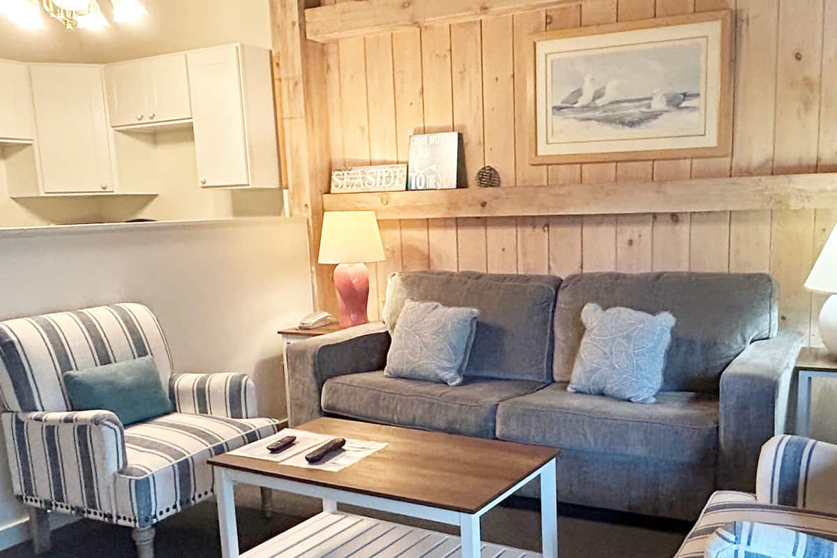 Maison en rangée | Espace de travail pour ordinateurs portables, accès au Wi-Fi (inclus)
