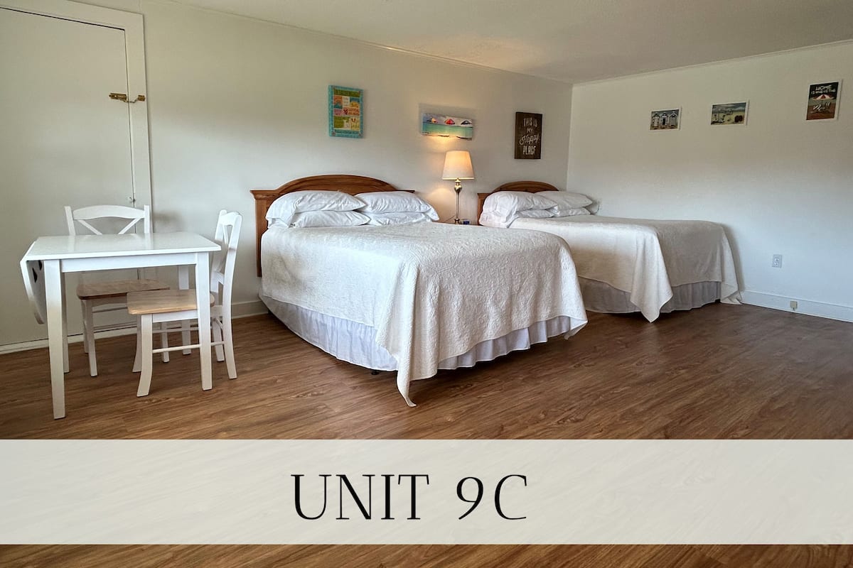 Studio | 2 bedrooms, free WiFi, bed sheets