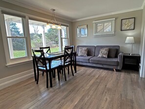 Suite | Free WiFi, bed sheets - The Island Inn on Martha's Vineyard (Oak Bluffs)