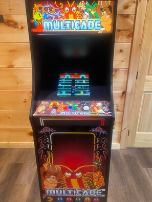 Game room - 1 Mile to Parkway • 5BR, HotTub, Pool Table, Arcade & Theater • Pet Friendly! (Pigeon Forge)