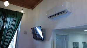Interior - Perfect for exploring Naples without having to use transportation.  (Napoli)