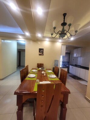 Dining - Equator suites, a home from home

 (Nairobi)