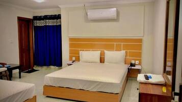 Deluxe Double Room, City View