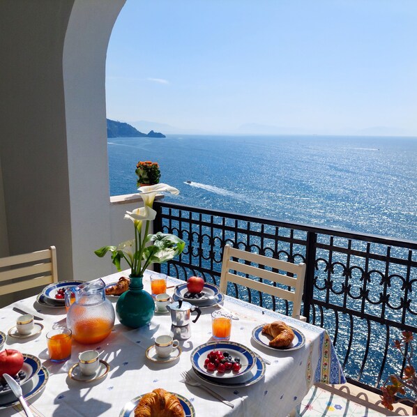 House, Smoking | 2 bedrooms