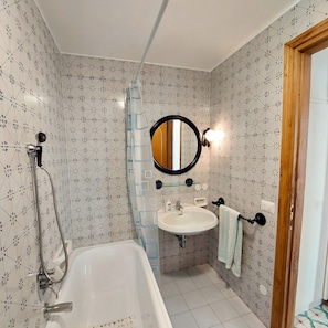House, Smoking | 2 bedrooms