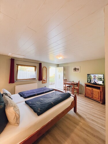 Hotel Waldhaus-Lahnstein - Room 5 - Double room in the basement