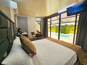 1 bedroom, in-room safe, free WiFi, bed sheets