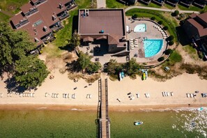 Exterior - Lakeland Village 2 bedroom condo - 2 mins to Tahoe! (South Lake Tahoe)