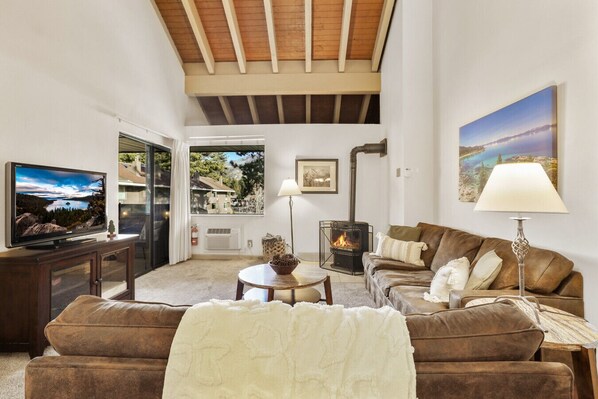 Smart TV, fireplace, table football