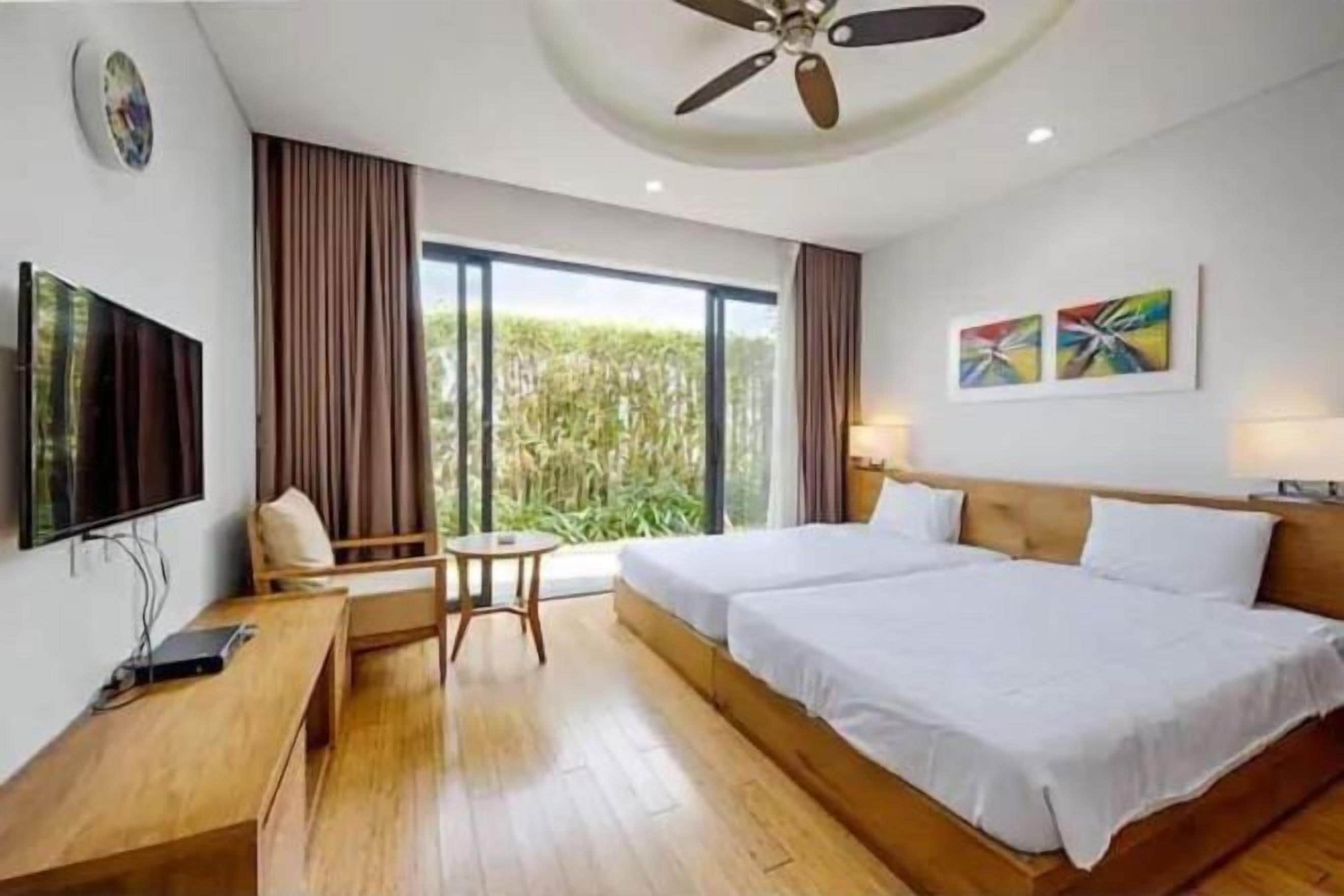 Desk, laptop workspace, soundproofing, iron/ironing board