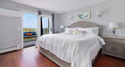 Waverly Suite 2 on the Beach