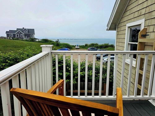 Sherman Cottage on the Beach