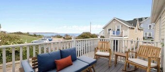 Waverly Suite 1 on the Beach