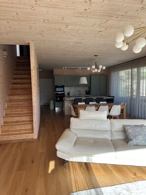 Smart TV, fireplace - Maison Panorama Alpes Suisses & Sauna (Lens)