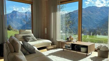 TV connectée, cheminée