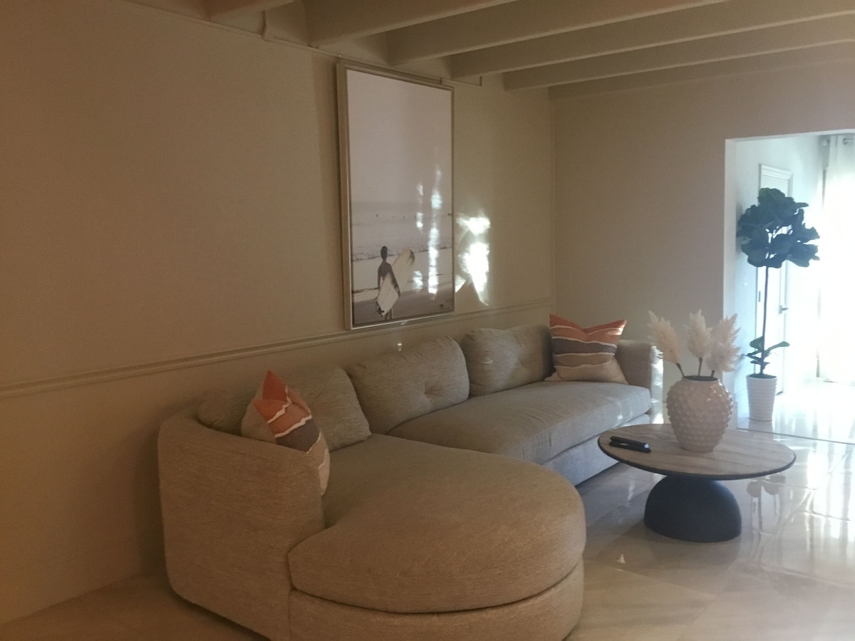 Photo 2 of Lovely Two bedroom/Two bath Main Floor on the canal to Naples Bay! Pet friendly
