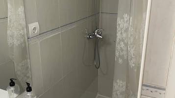 Towels, soap, toilet paper