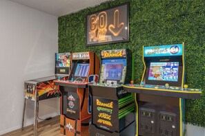 Spielezimmer
