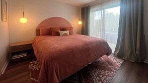 Condo, 1 King Bed with Sofa bed, Fireplace (Tennessee Honey Getaway) - Tennessee Honey Getaway w/ Pool! (Gatlinburg)