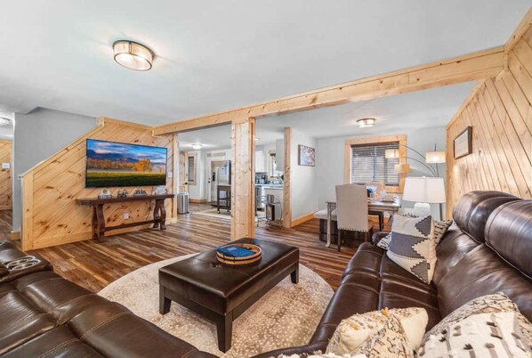 Cabin, Multiple Beds, Hot Tub, Mountain View (Dolly’s Darling) | Living area | 50-inch flat-screen TV with digital channels, fireplace - Dollys Darling Privacy for 12 (Sevierville)