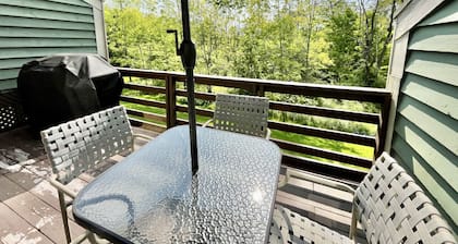 511 Kooser Circle, Hidden Valley