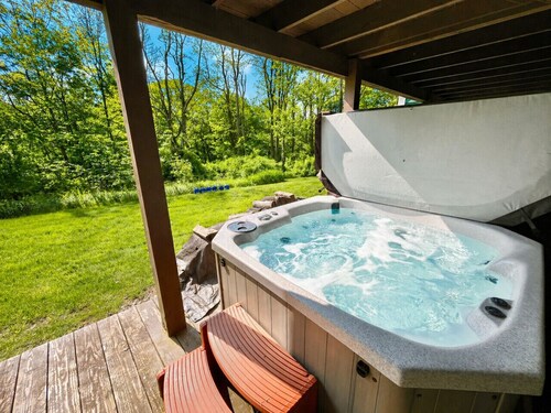 🌿 Mountain Heights | Hot Tub | Pool Access | Family & Pet Friendly🐾
