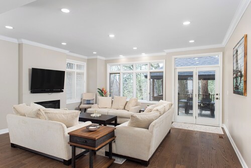 Spacious & Modern Home in The Heart of Toronto