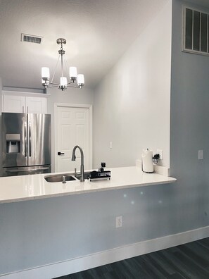 調理器具と食器、香辛料