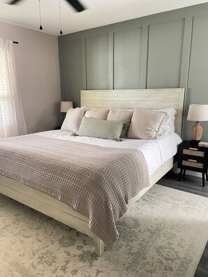 3 室のベッドルーム、アイロン / アイロン台、旅行用ベビーベッド、WiFi