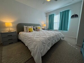 4 slaapkamers, een strijkplank/strijkijzer, reisbedje, gratis wifi