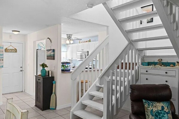 Interior - Cozy Beach House with Ocean Views, Pools, Ideal for Vacations or Corporate Stays (Cape Canaveral)