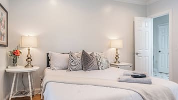 2 chambres, fer et planche Ă  repasser, Wi-Fi, draps fournis