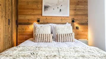 2 slaapkamers, een strijkplank/strijkijzer, gratis wifi, beddengoed