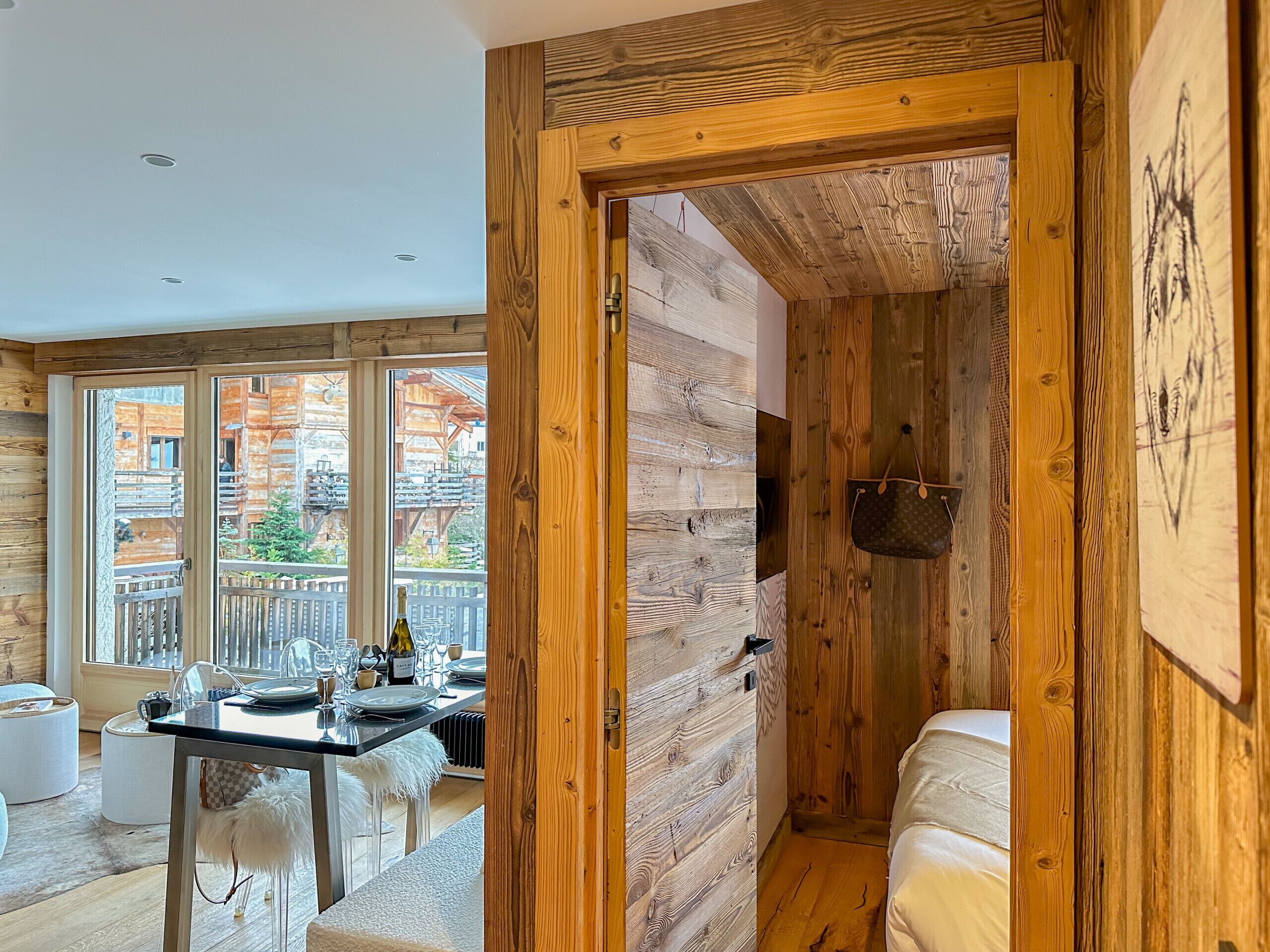 2 chambres, fer et planche à repasser, Wi-Fi gratuit, draps fournis