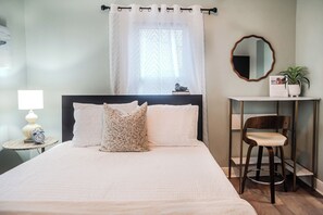 1 chambre, bureau, fer et planche à repasser, Wi-Fi gratuit