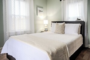 1 bedroom, desk, iron/ironing board, free WiFi