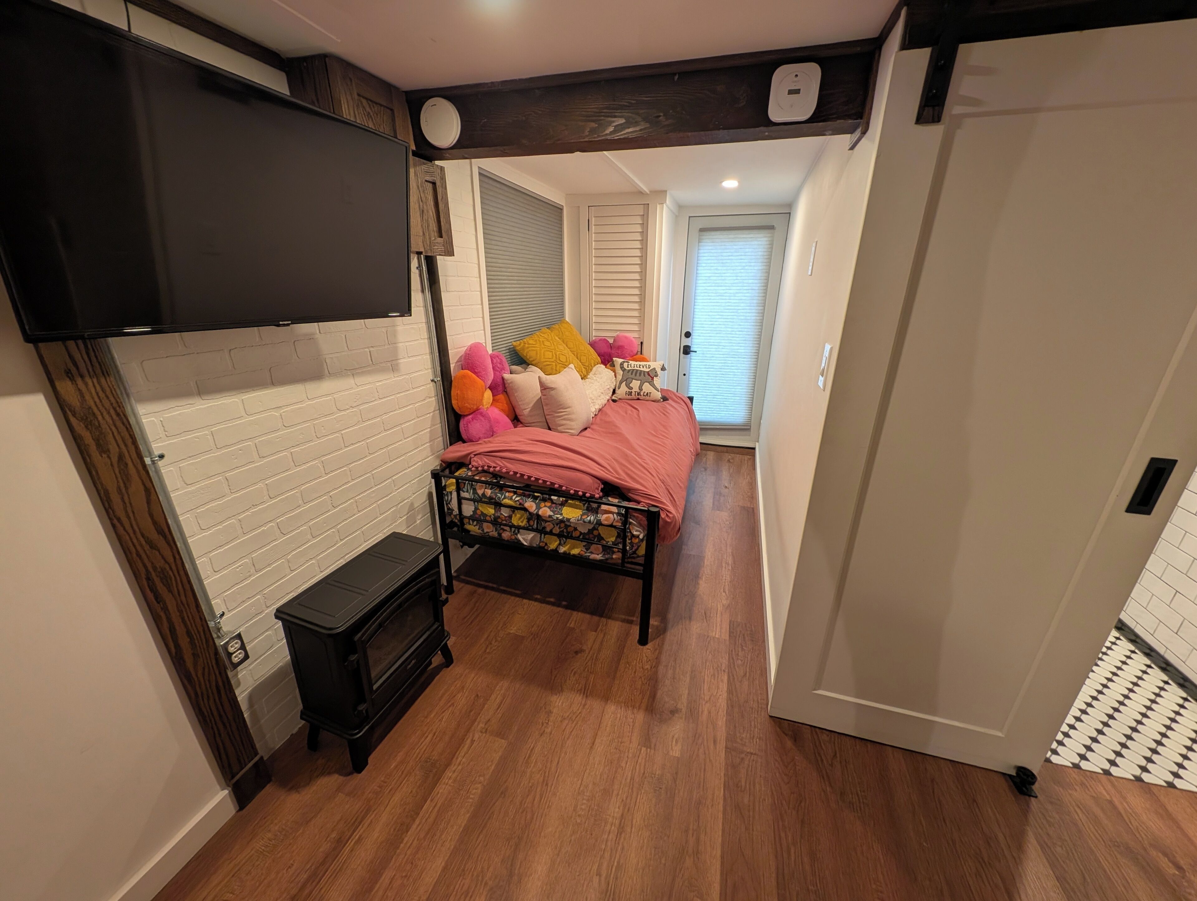 1 chambre, bureau, fer et planche à repasser, Wi-Fi