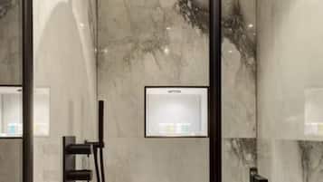 Apartemen | Kamar mandi | Handuk dan sabun