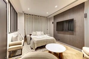 Departamento | 2 habitaciones, tabla de planchar con plancha y ropa de cama 