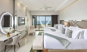 2 bedrooms, in-room safe, desk, iron/ironing board - Elevate Your Cabo Stay: Luxe 2 Bedroom Suite (Cabo San Lucas)
