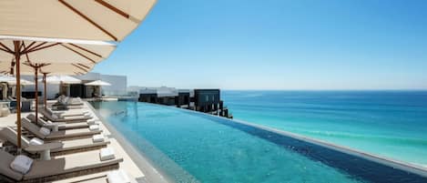 Piscine extérieure, piscine chauffée