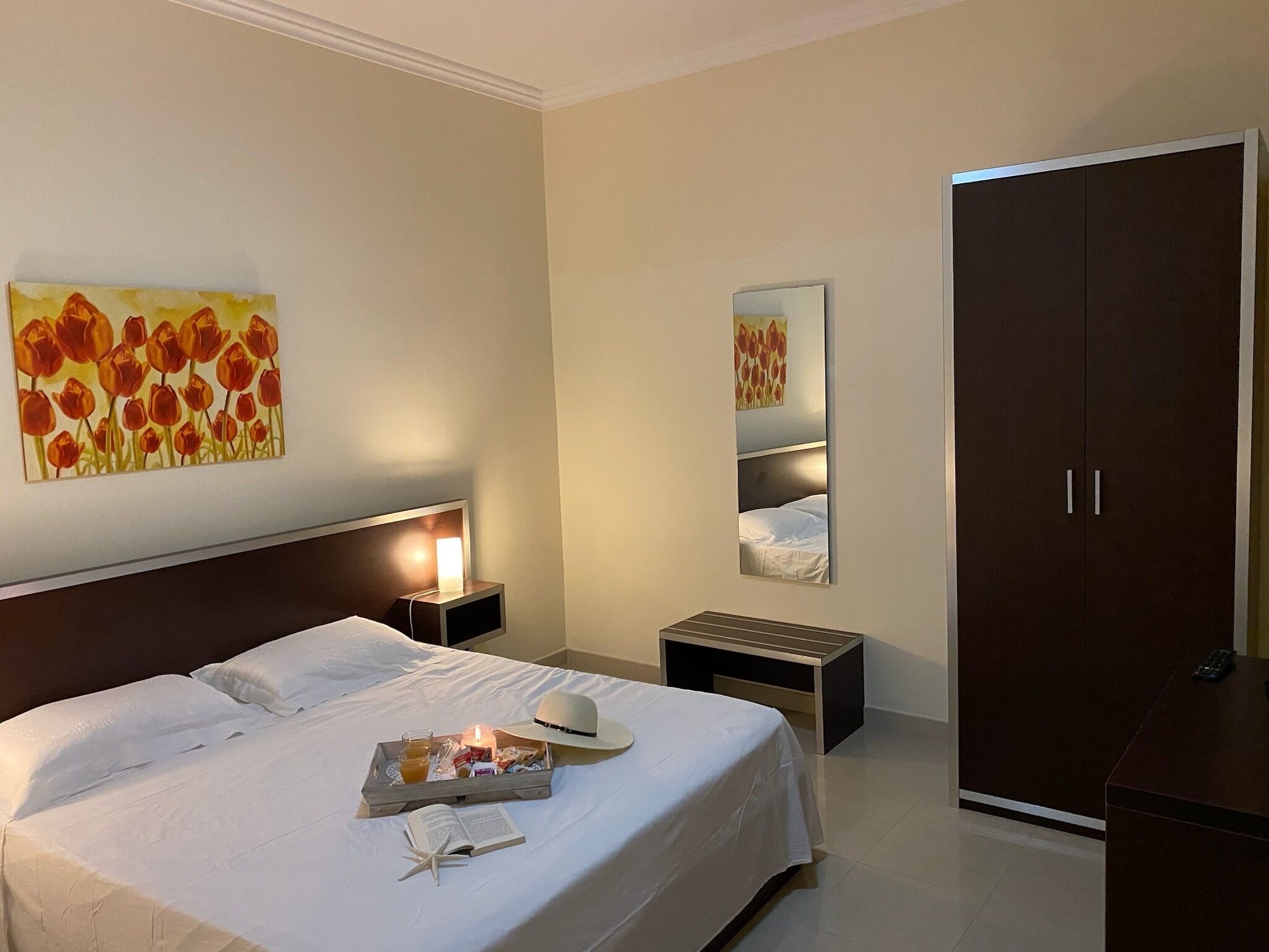In-room safe, soundproofing, free WiFi