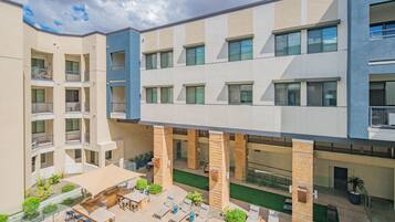 Deluxe-Apartment, 2Â Schlafzimmer, Nichtraucher | Blick vom Balkon