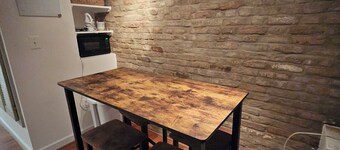 DC Playhouse Charming 2-bedroom bed & breakfast in lovely Georgetown Washington 