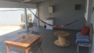 屋外ダイニングエリア