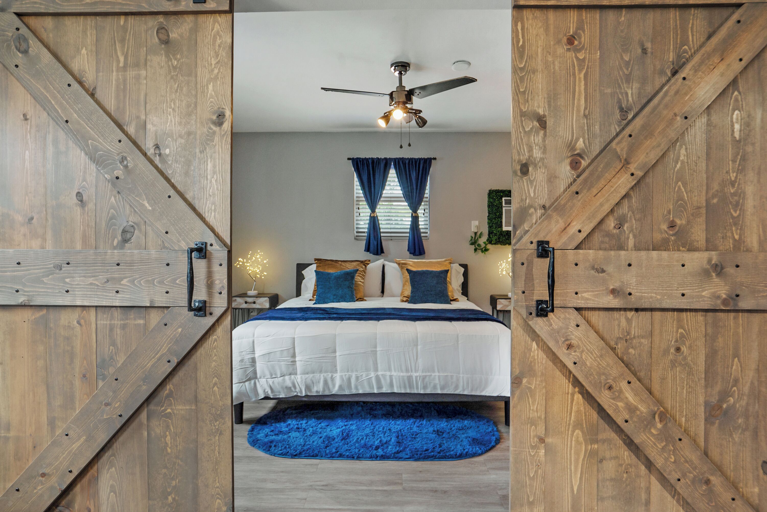 1 chambre, fer et planche à repasser, lit parapluie, Wi-Fi