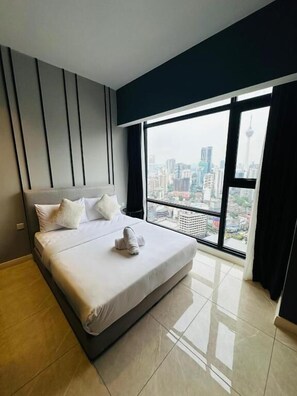 Tabla de planchar con plancha y wifi gratis 