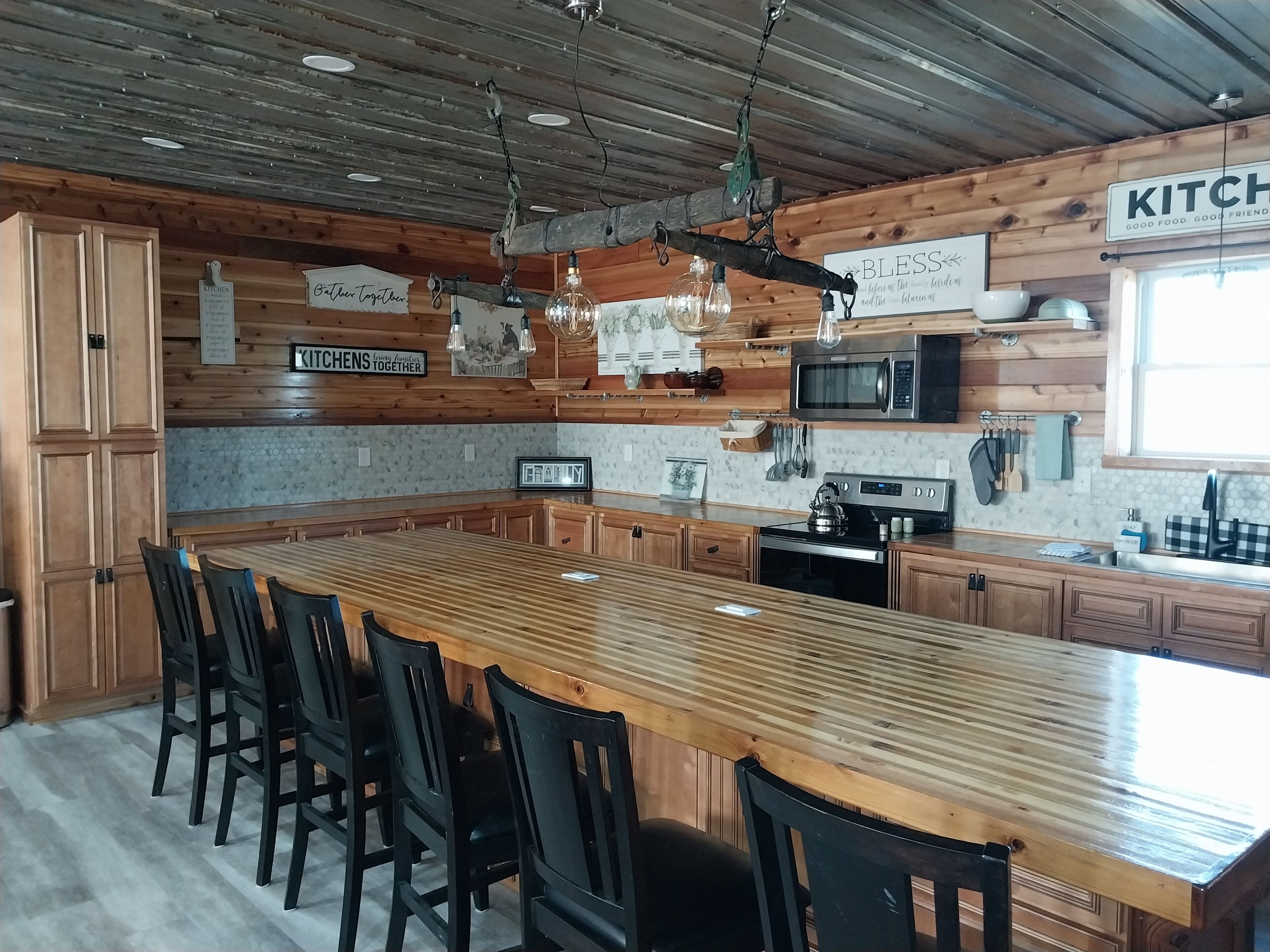 Microondas, horno, parrilla de estufa y lavavajillas 