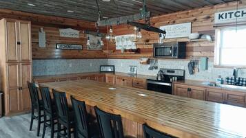 Mikrowelle, Ofen, Herdplatte, Geschirrspüler